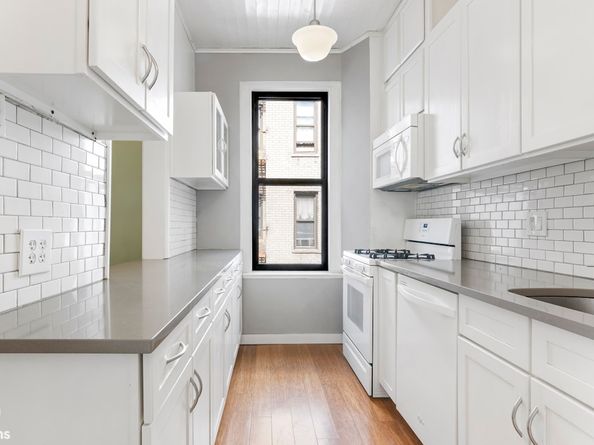 109 Seaman Avenue 4A, New York NY 10034