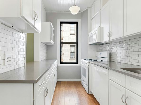 109 Seaman Avenue 4A, New York NY 10034