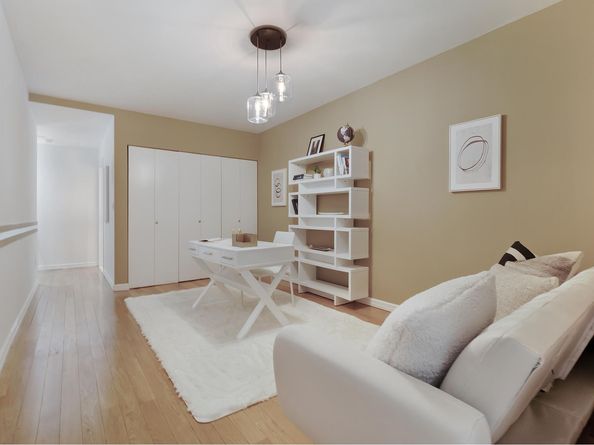 99 John Street 425, New York NY 10038