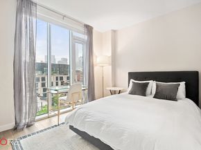 505 West 43rd Street 8K, New York NY 10036