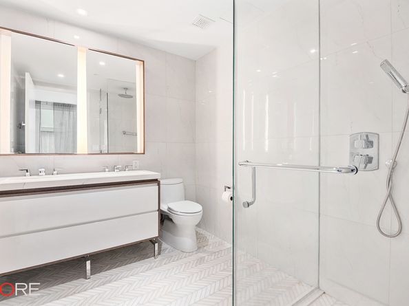 505 West 43rd Street 8K, New York NY 10036