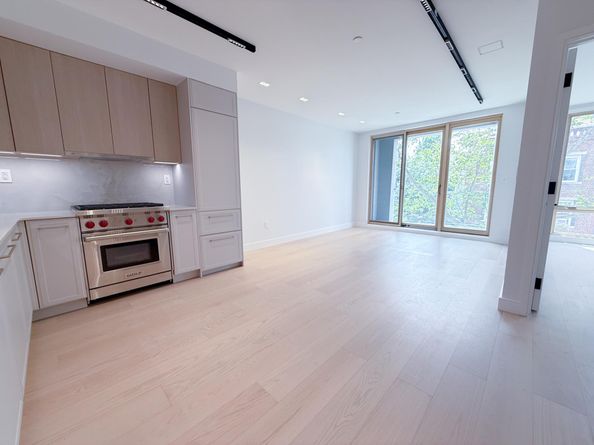 636 Lorimer Street 3, Brooklyn NY 11211