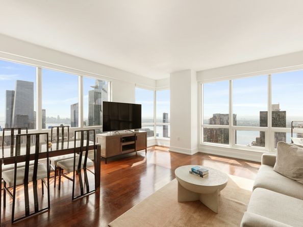 350 West 42nd Street 60A, New York NY 10036