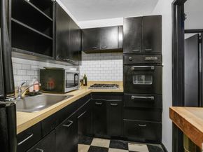 31 Jane Street 2H, New York NY 10014