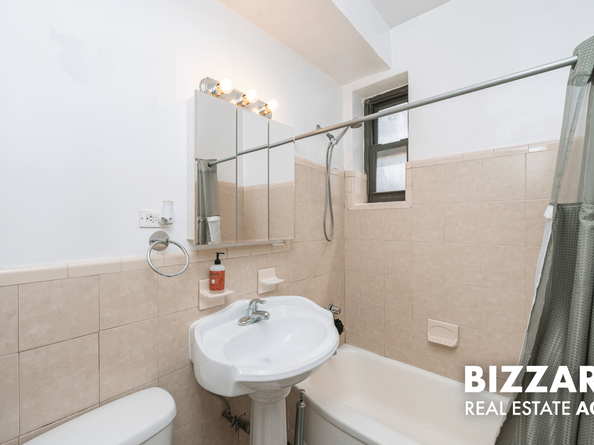 259 Bennett Avenue 2F, New York NY 10040