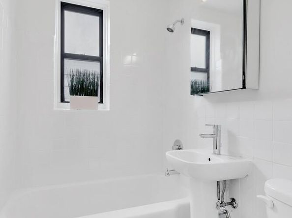 2830 Briggs Avenue 6D, Bronx NY 10458