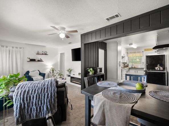 1704  Joyce Street , Arlington Texas 76010