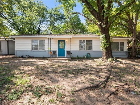 1704  Joyce Street , Arlington Texas 76010