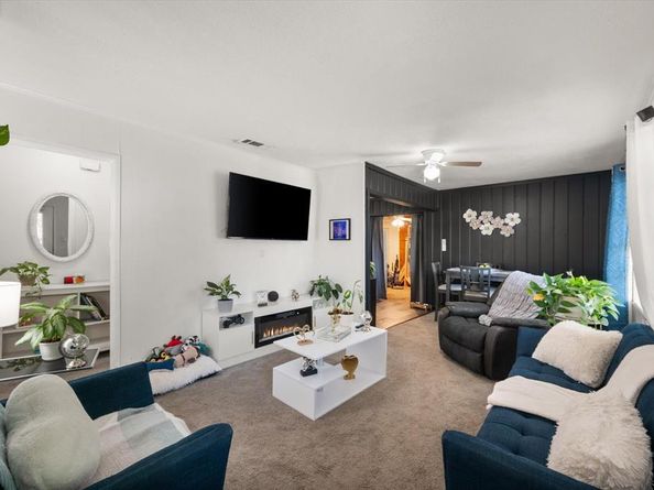 1704  Joyce Street , Arlington Texas 76010