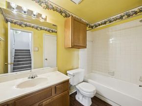 2507  Peargrove Circle , Arlington Texas 76006