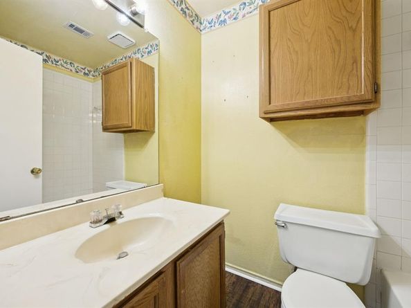 2507  Peargrove Circle , Arlington Texas 76006