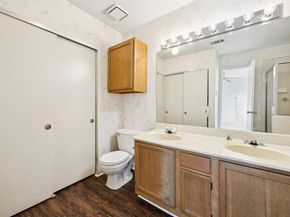 2507  Peargrove Circle , Arlington Texas 76006