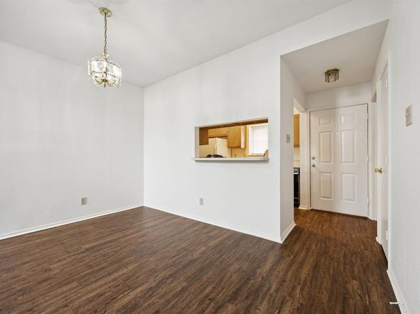 2507  Peargrove Circle , Arlington Texas 76006