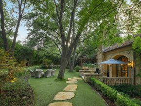 15  Robledo Drive , Dallas Texas 75230
