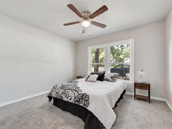 1404 N Riverside Drive , Fort Worth Texas 76111