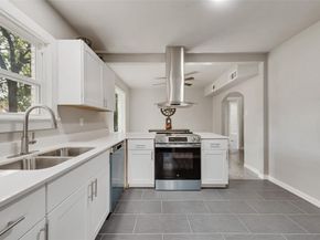 1404 N Riverside Drive , Fort Worth Texas 76111