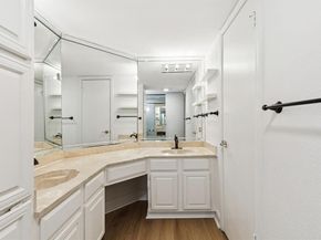3550  Country Square Drive  412, Carrollton Texas 75006