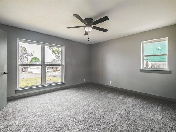 1710  Brooks Drive , Arlington Texas 76012