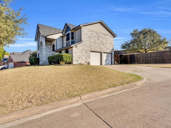 363  Balcones Drive , Fort Worth Texas 76108