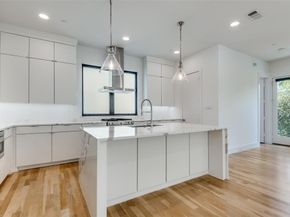 2703  Kimsey Drive  101, Dallas Texas 75235