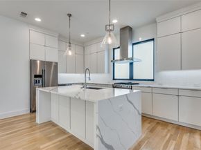 2703  Kimsey Drive  101, Dallas Texas 75235