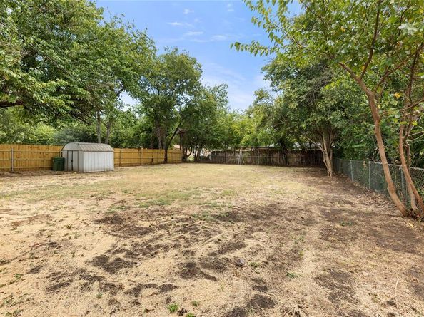 908  Zelda Drive , Hurst Texas 76053