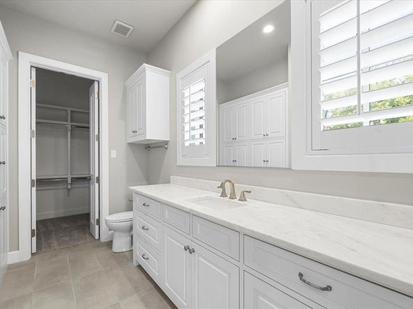 4000  Modlin Avenue , Fort Worth Texas 76107