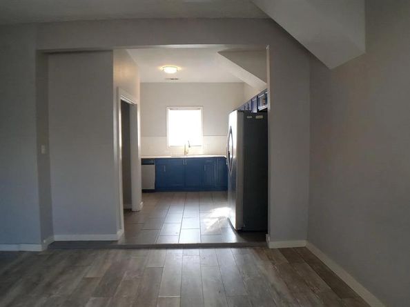 1509 W Page Avenue , Dallas Texas 75208