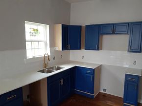1509 W Page Avenue , Dallas Texas 75208
