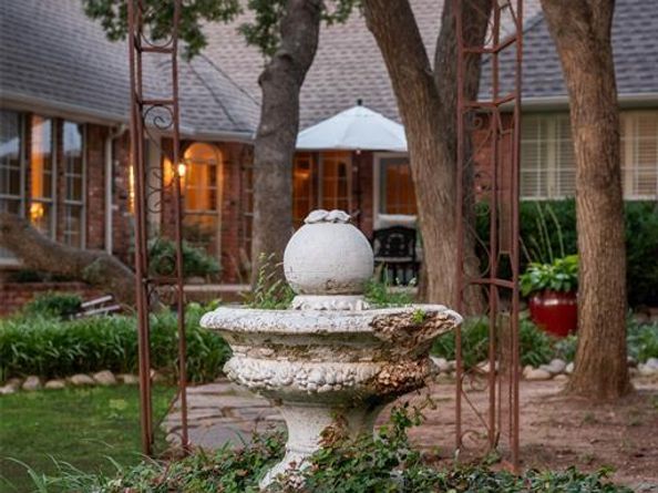 190  Fawn Hollow Drive , Argyle Texas 76226