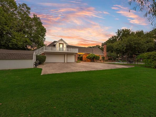 190  Fawn Hollow Drive , Argyle Texas 76226