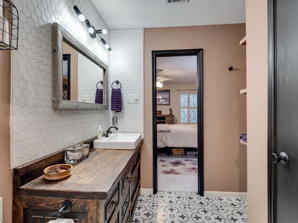 3216  Scenic Glen Drive , Mansfield Texas 76063