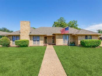 1119 E Spring Valley Road 