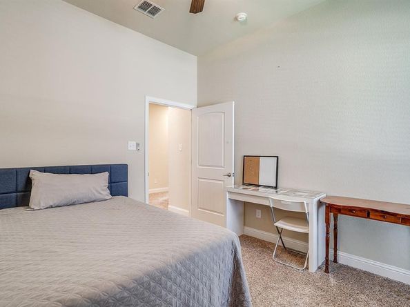 573  Ascot Way , Azle Texas 76020
