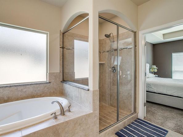 573  Ascot Way , Azle Texas 76020