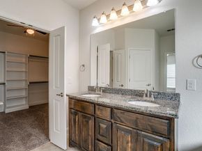 573  Ascot Way , Azle Texas 76020