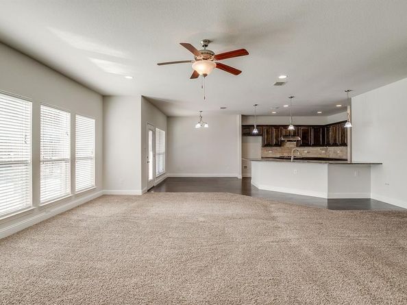 573  Ascot Way , Azle Texas 76020