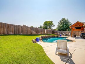 573  Ascot Way , Azle Texas 76020