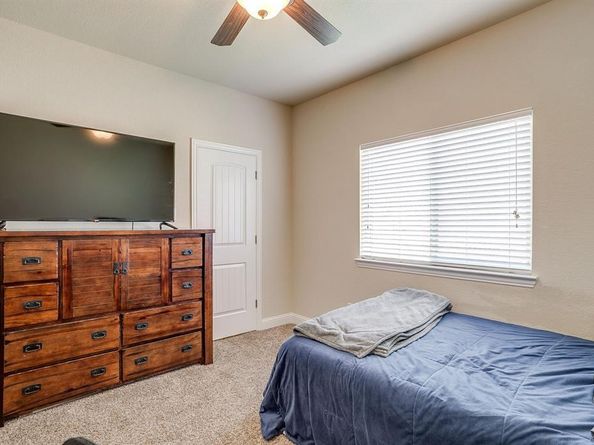 573  Ascot Way , Azle Texas 76020