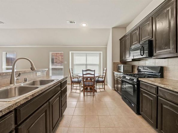 5912  Mackerel Drive , Fort Worth Texas 76179