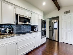 1501  Northland Street , Carrollton Texas 75006