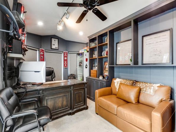 1501  Northland Street , Carrollton Texas 75006