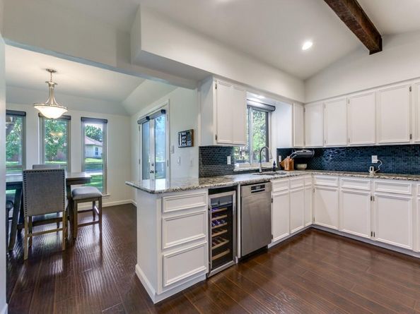 1501  Northland Street , Carrollton Texas 75006