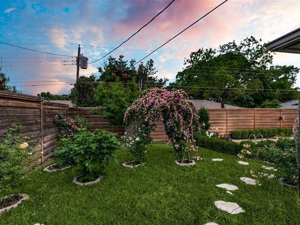 4636  Mill Creek Road , Dallas Texas 75244