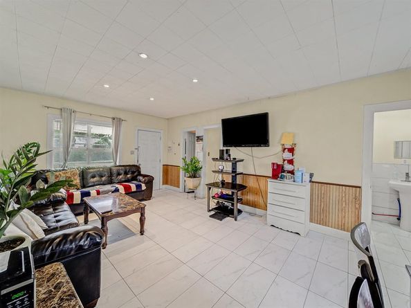 617  Blandin Street , Fort Worth Texas 76111