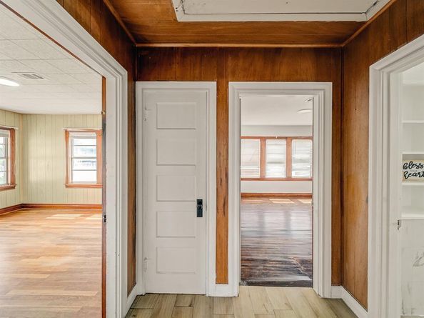 617  Blandin Street , Fort Worth Texas 76111