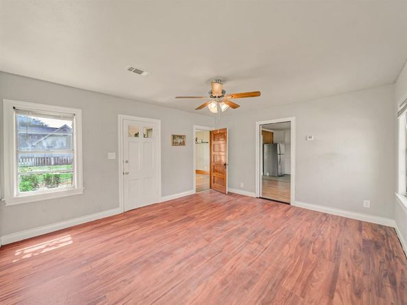 617  Blandin Street , Fort Worth Texas 76111