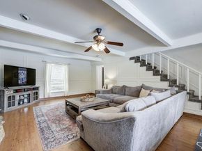 905  Pinehurst Drive , Arlington Texas 76012