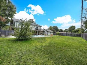 905  Pinehurst Drive , Arlington Texas 76012