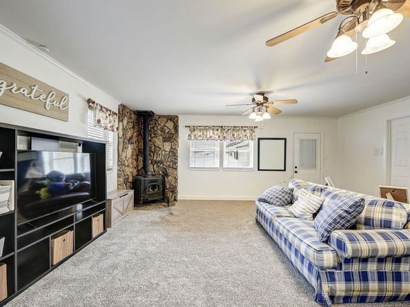 905  Pinehurst Drive , Arlington Texas 76012